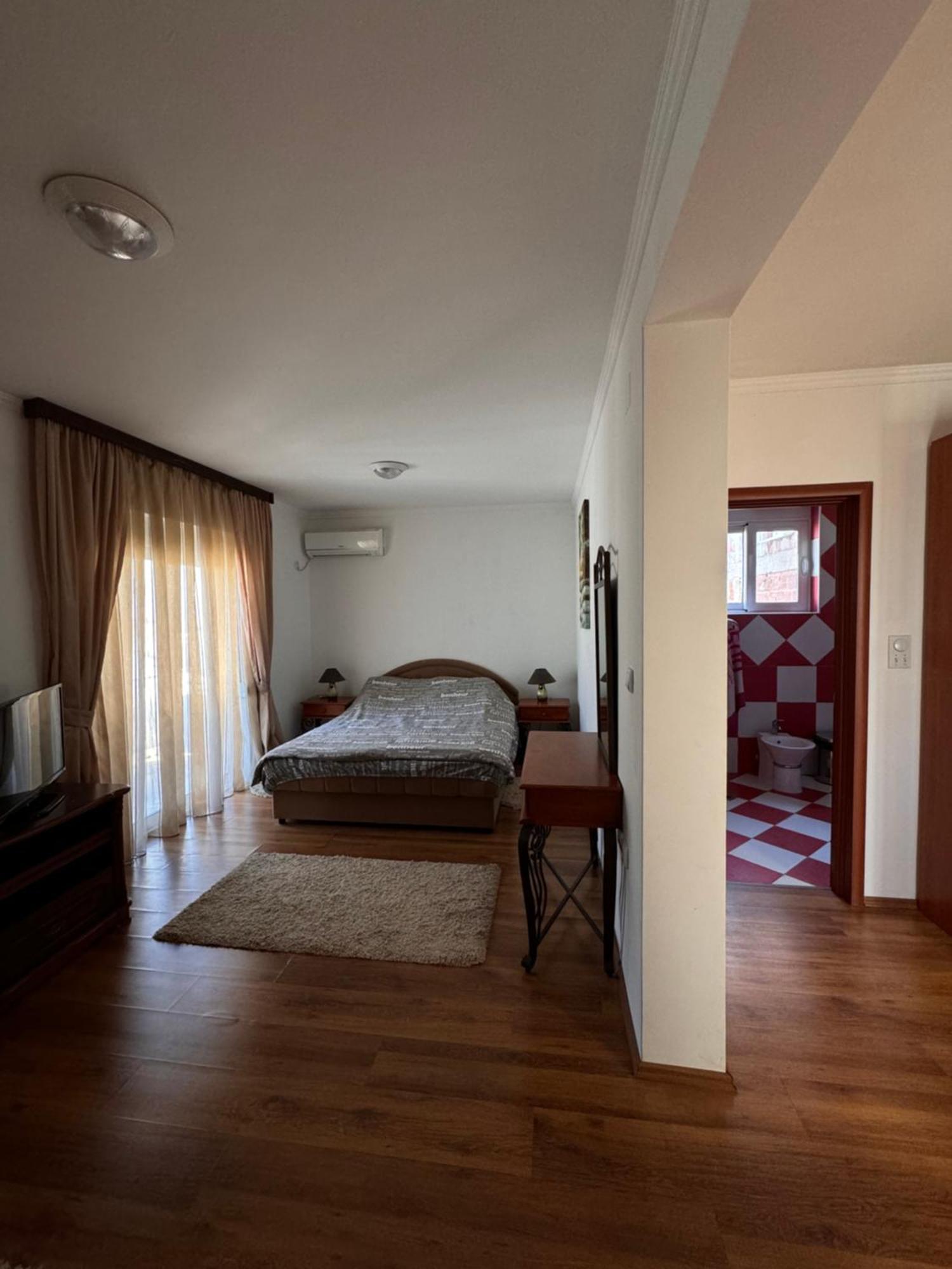 Villa Del Mare Dobra Voda Exteriör bild